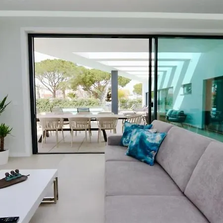 Luxury Detached Portuguese 6 Bedrooms Waterfall Only 5 Minutes From The Marina Vilamoura Villa Quarteira